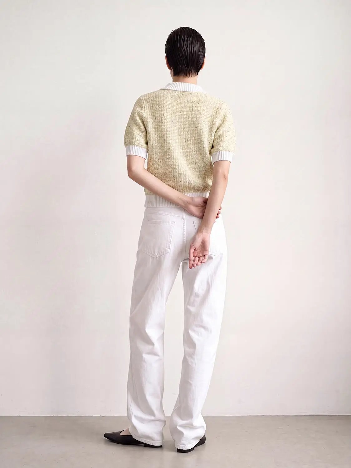 Textured weave cardigan with contrast white trim in beige; Urban Revivo Fashion W_Knitted Cardigans