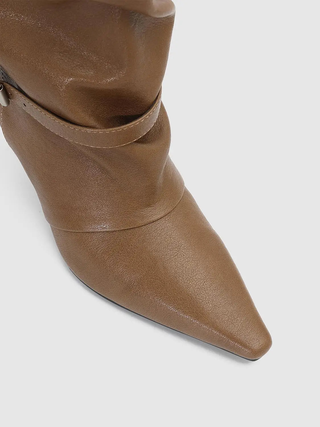 Boots brown leather ankle boots with pointed toe and side zipper