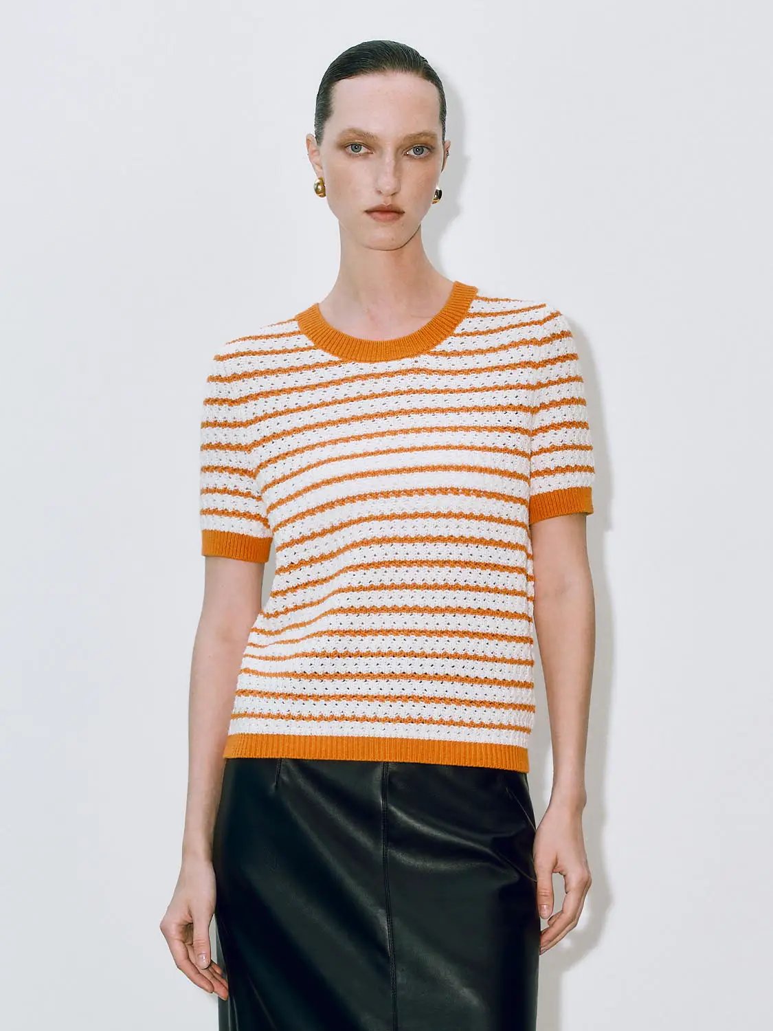 Round Neck Striped Knit Short Sleeve Cotton T-Shirt in white with orange stripes, knit texture.