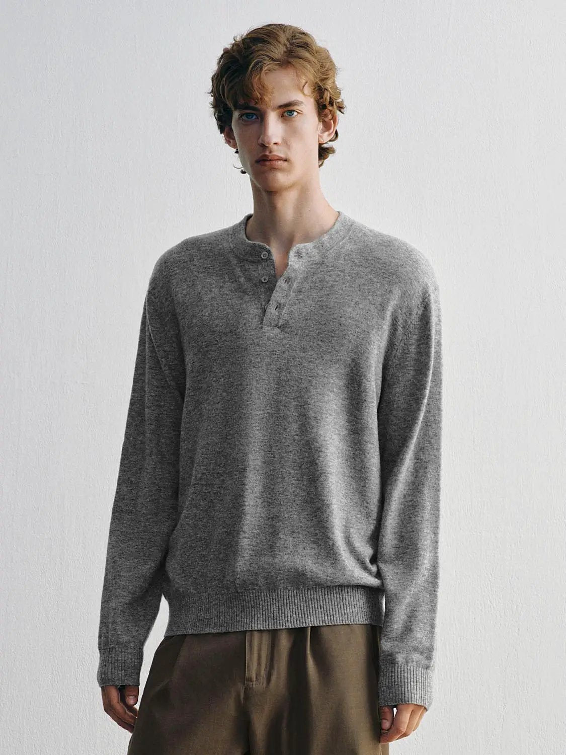 Knit T-Shirt by Urban Revivo Fashion in heather gray knit with Henley-style button placket