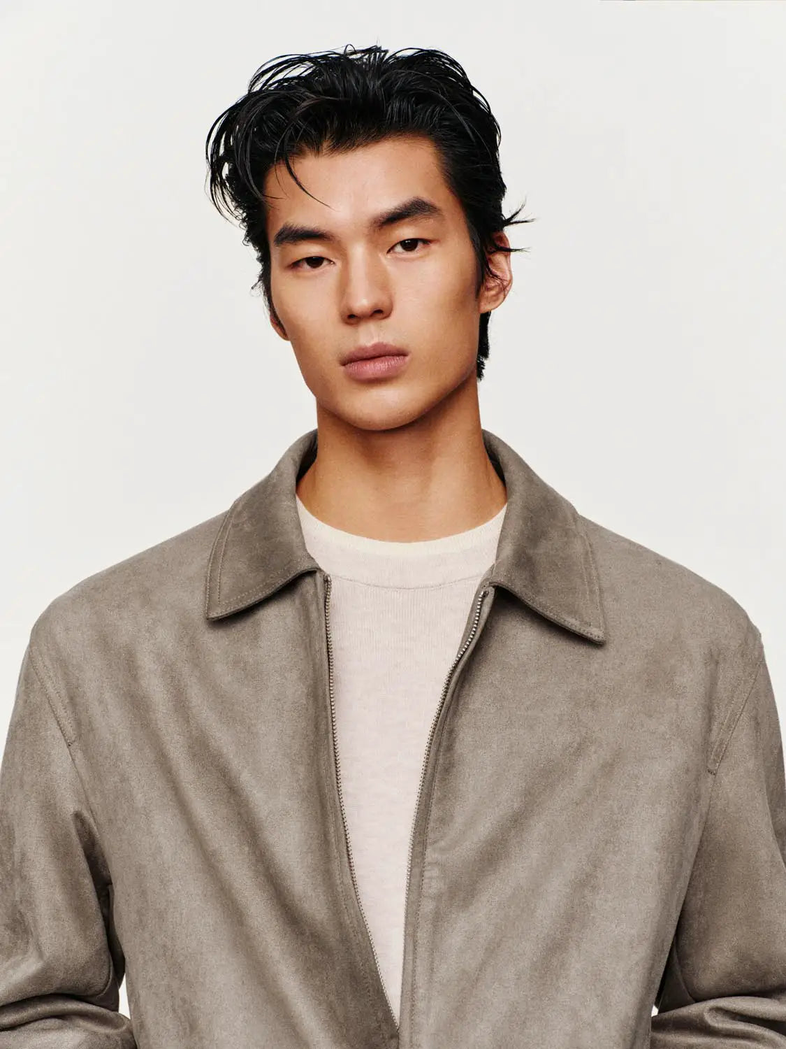 Jacket taupe suede with zip-front closure and classic collar