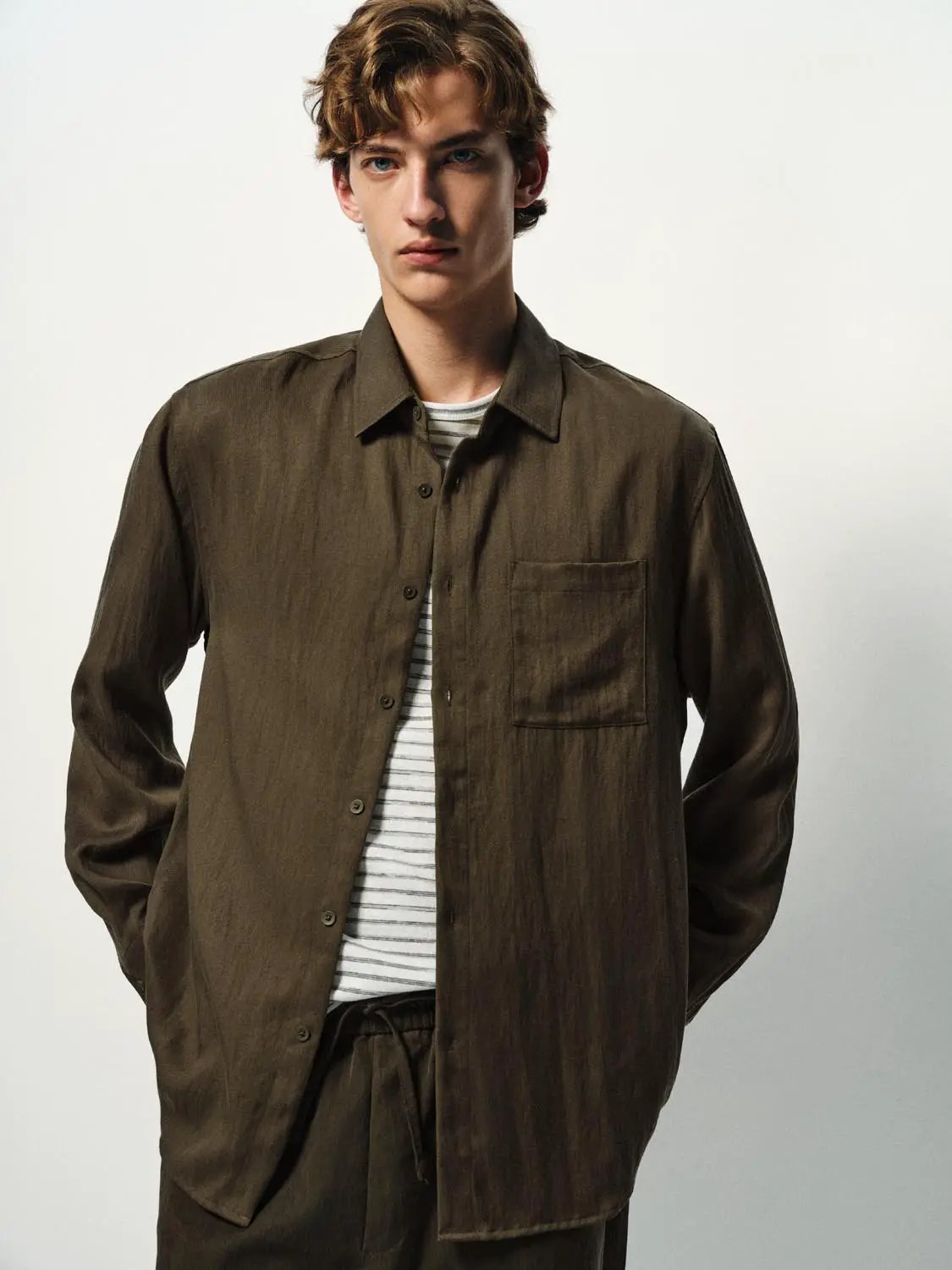 Cardigan shirt in olive brown with chest pocket, by Urban Revivo Fashion