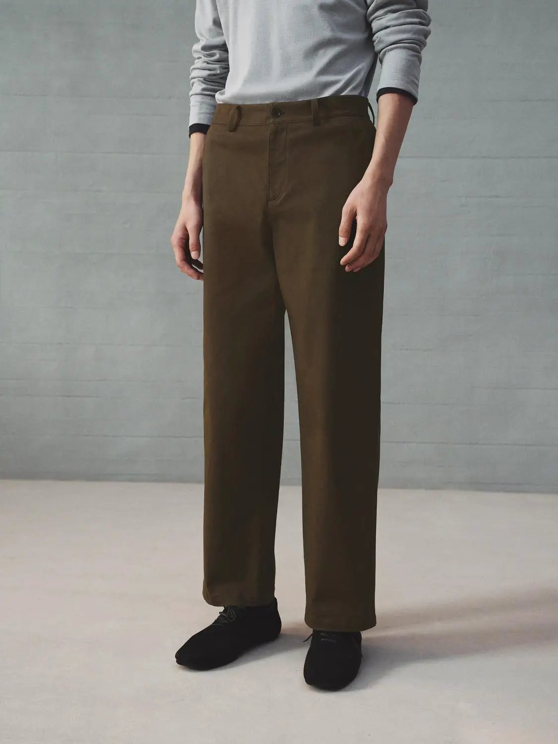 Straight-Leg Pants by Urban Revivo Fashion in olive brown