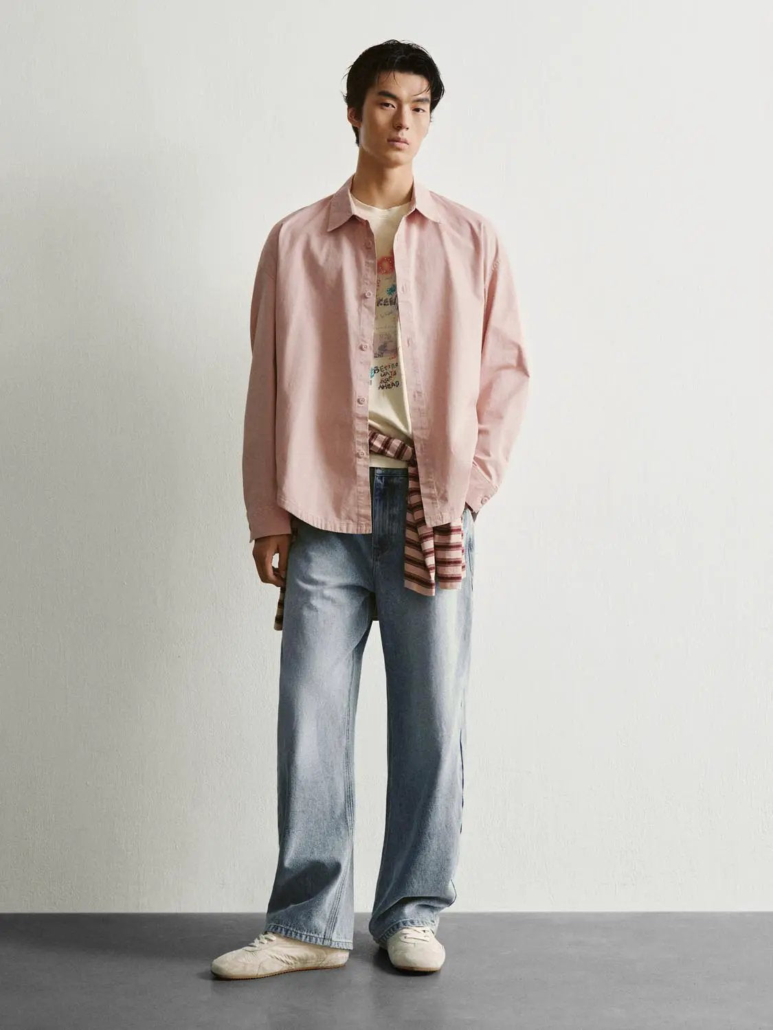 Button-front shirt, Urban Revivo Fashion, pastel pink color worn over beige graphic tee