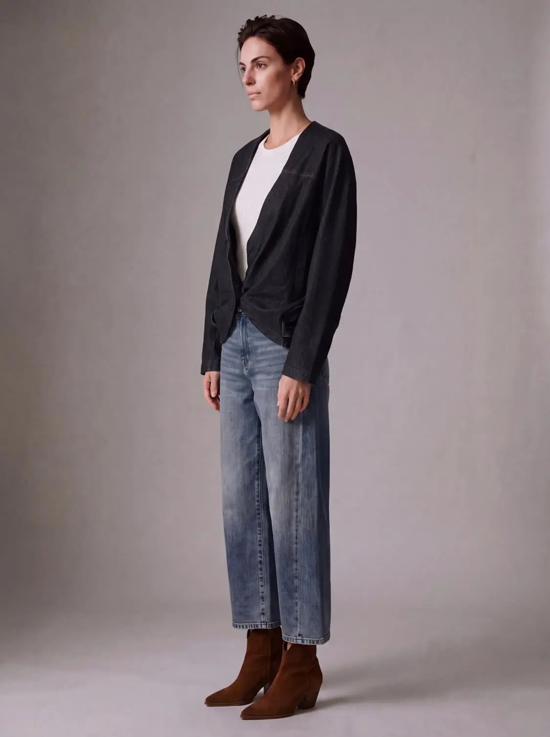 V-Neck Oversized Knot Hem Textured Weave Cotton Jacket in black with long sleeves