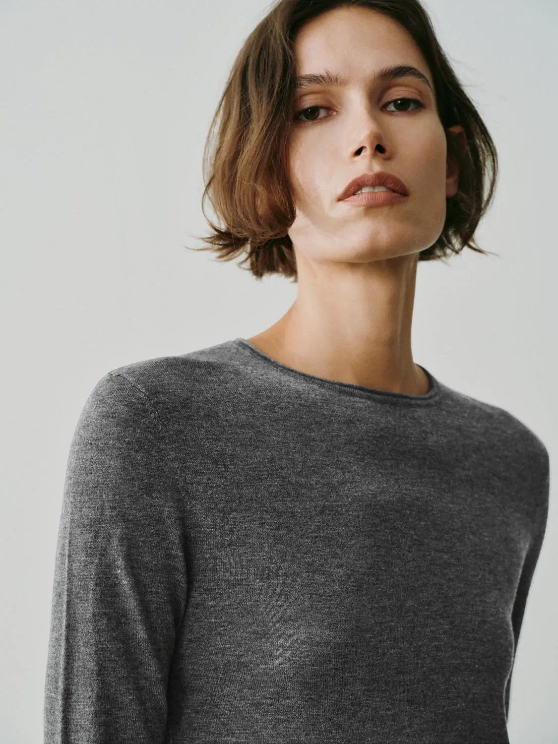 Knit T-Shirt by Urban Revivo, grey knitted fabric, long-sleeve crew neck