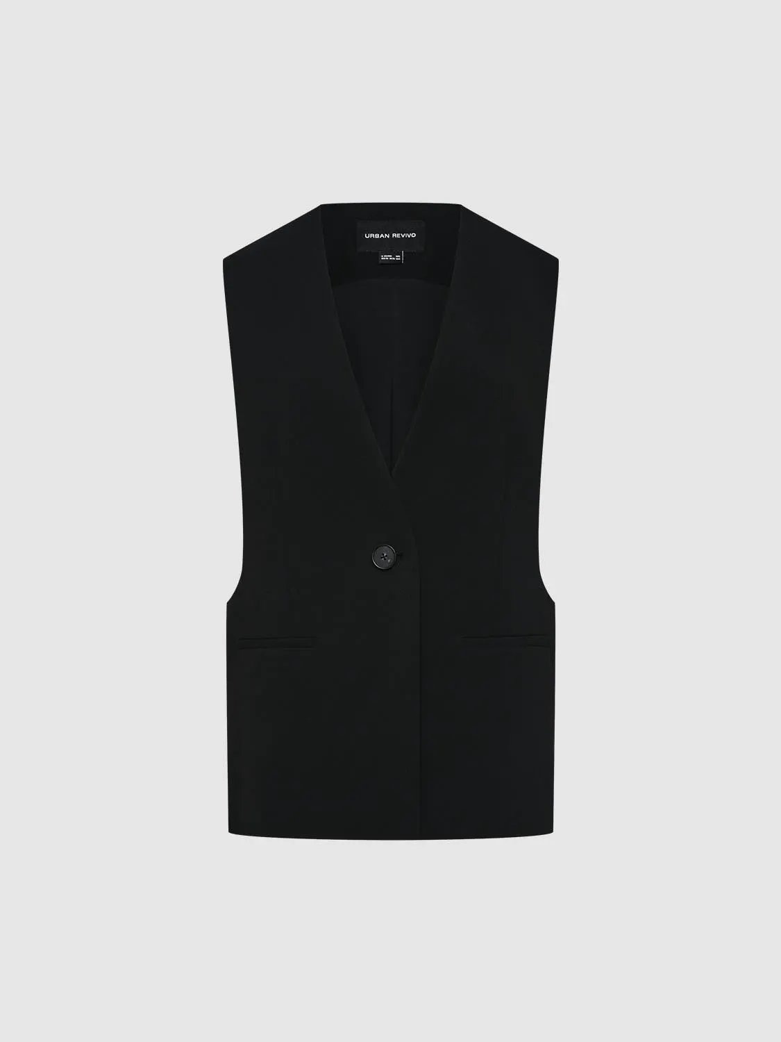 Sleeveless black vest with a single button closure and front welt pockets, Urban Revivo Fashion.
