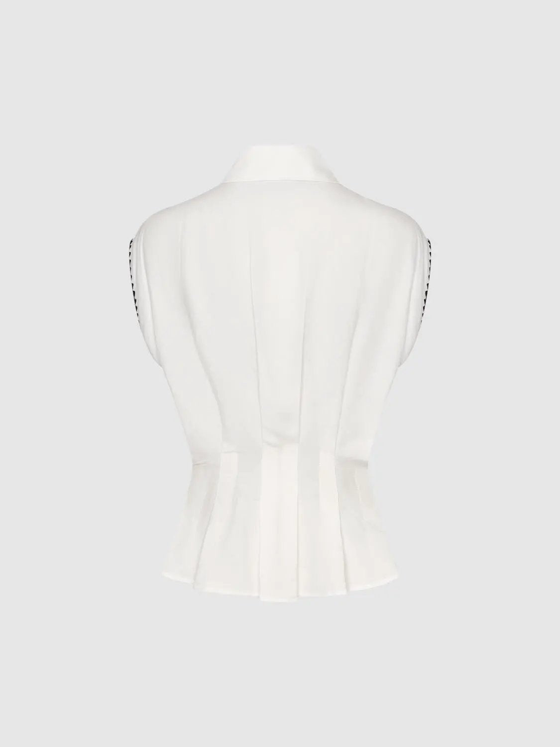 Button-front shirt, white with structured back pleats, Urban Revivo Fashion