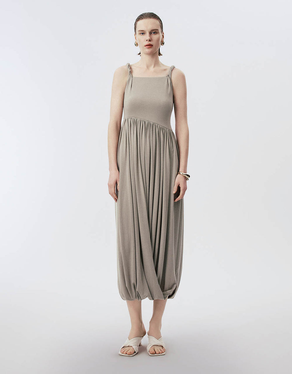 ワンピース URBAN REVIVO SLEEVELESS STRAIGHT DRESS Sleeveless Straight Dress – URBAN REVIVO