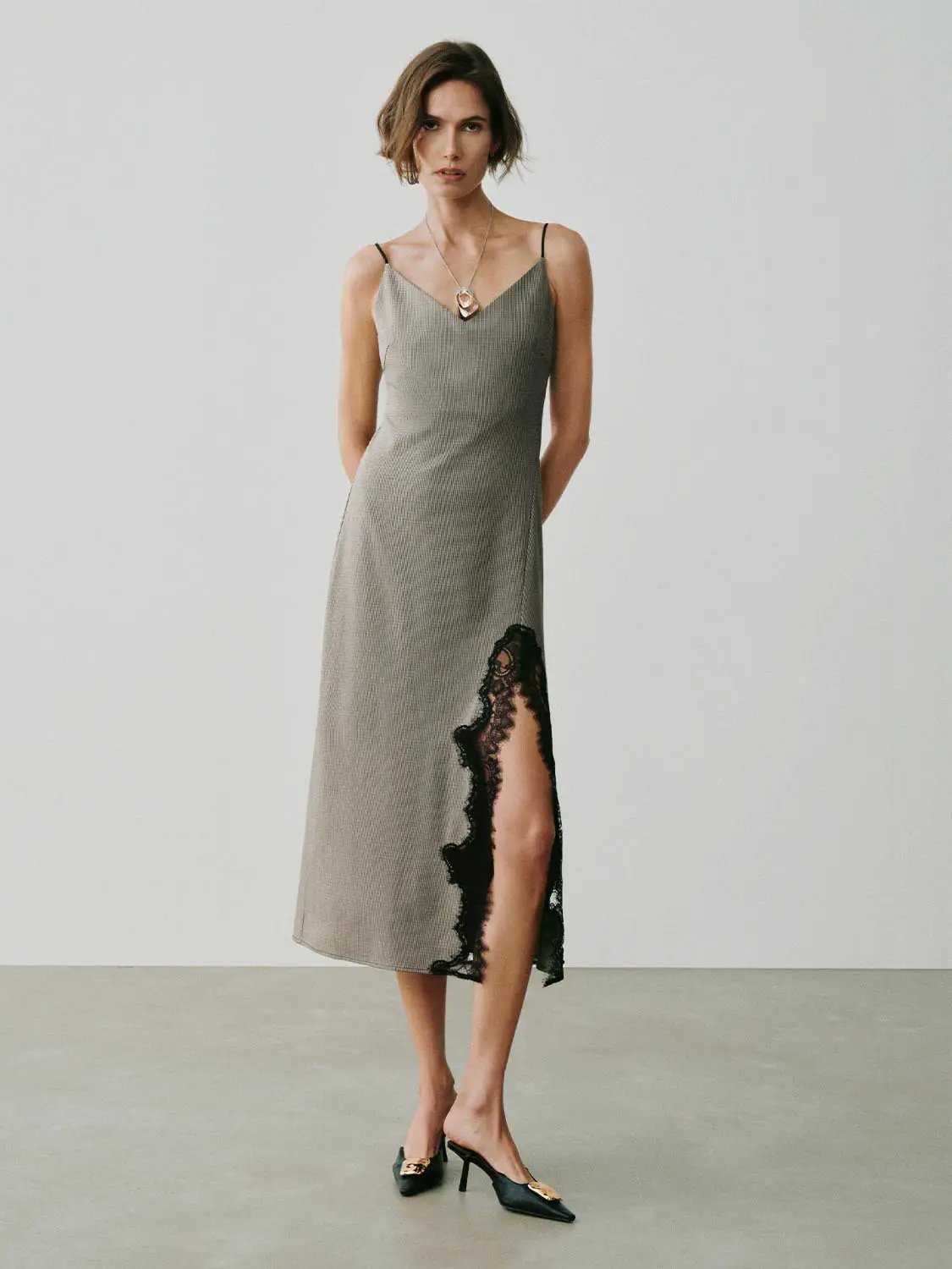 Lace-side detail checked V-neck slip maxi dress in grey with black lace slit, Urban Revivo Fashion