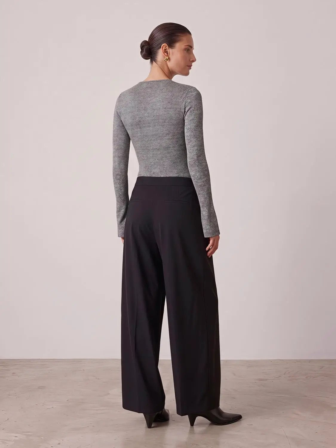 Flare Sleeve Knitted T-Shirts in heather grey knit, Urban Revivo Fashion
