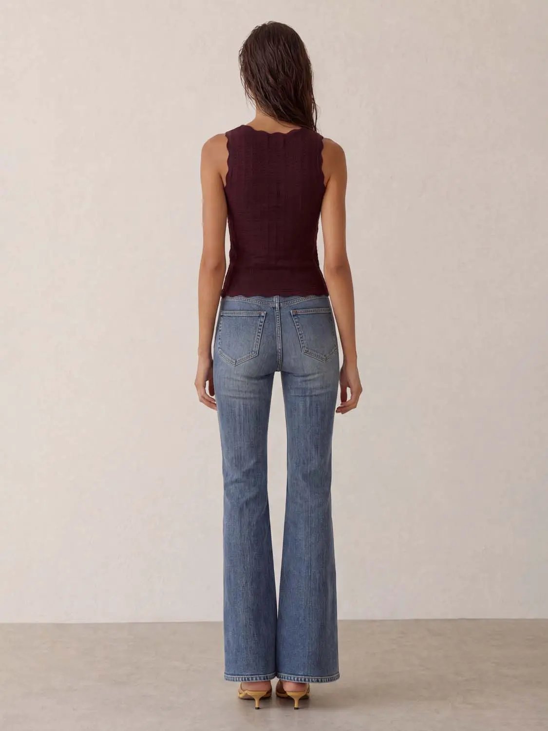 Knit T-Shirt by Urban Revivo Fashion in burgundy knit