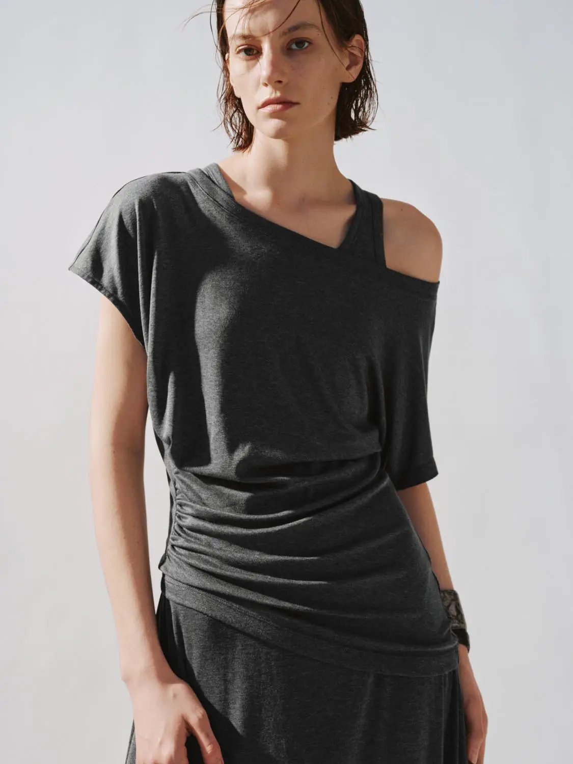 Boat neck strappy draped straight midi dress by Urban Revivo Fashion in charcoal gray