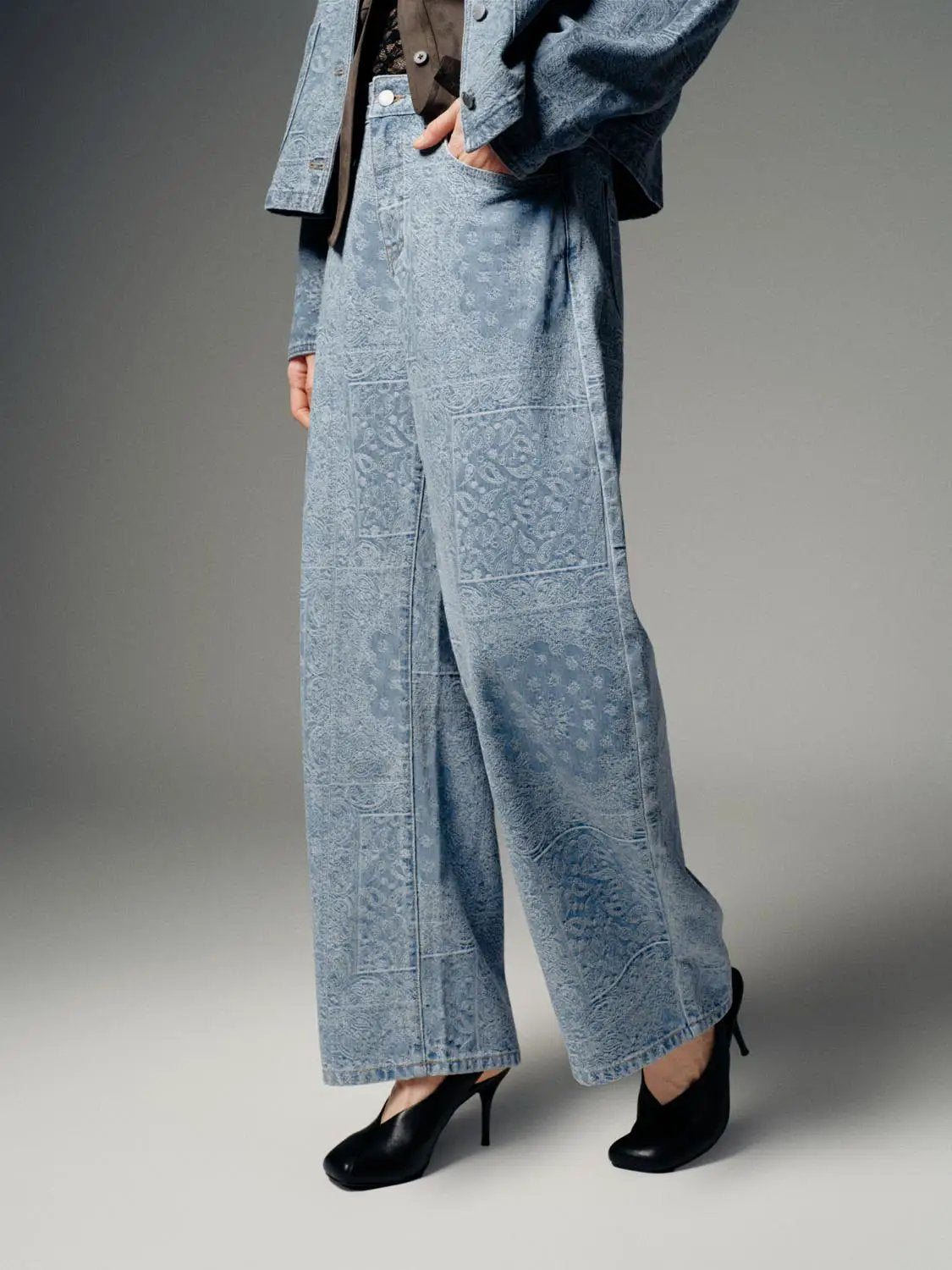 Printed Barrel Leg Jeans by Urban Revivo Fashion