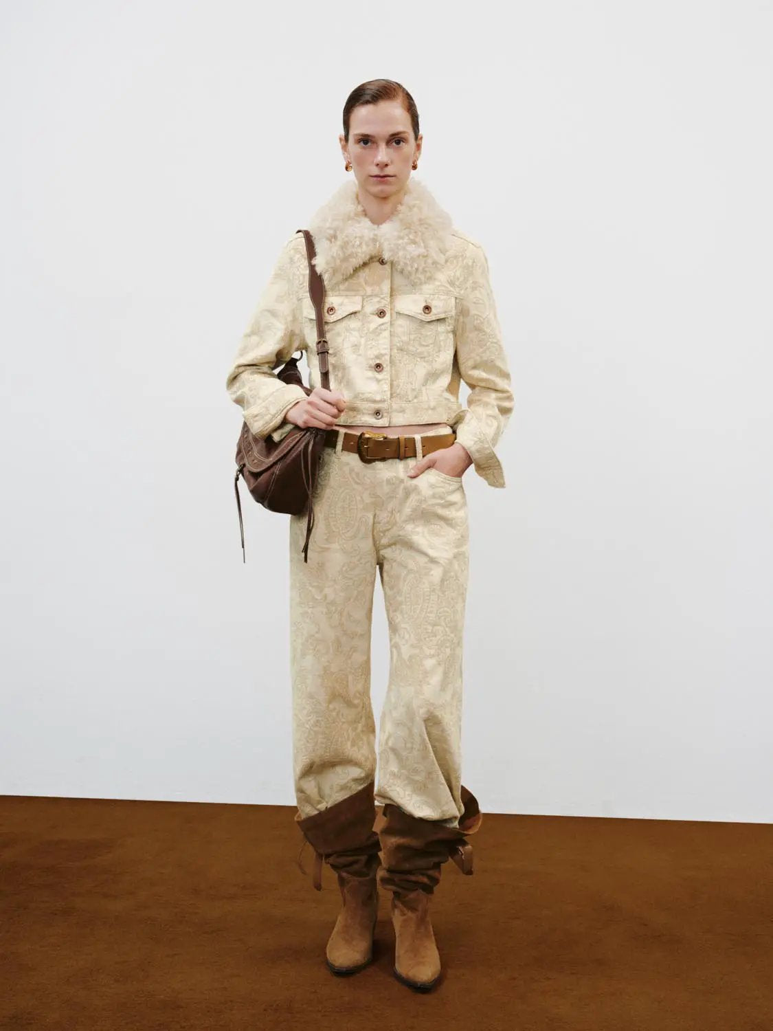 Casual Jeans by Urban Revivo Fashion in cream paisley print with brown belt