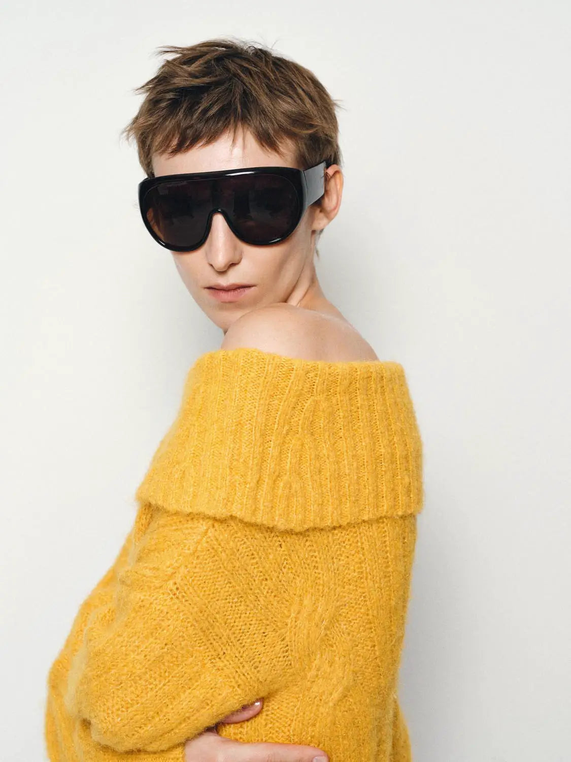 Knit T-Shirt yellow chunky knit top with off-shoulder neckline