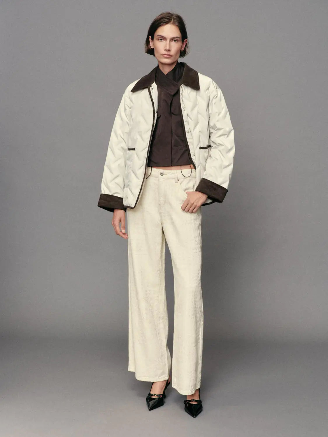 Down Jacket ivory quilted with dark brown collar and cuffs