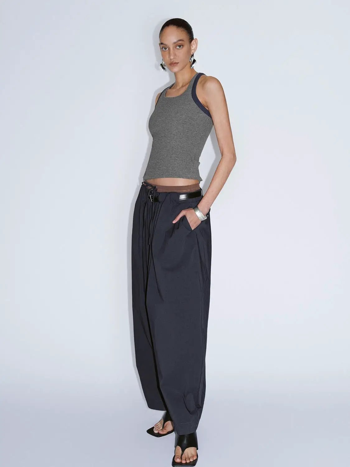Barrel Pants by Urban Revivo Fashion