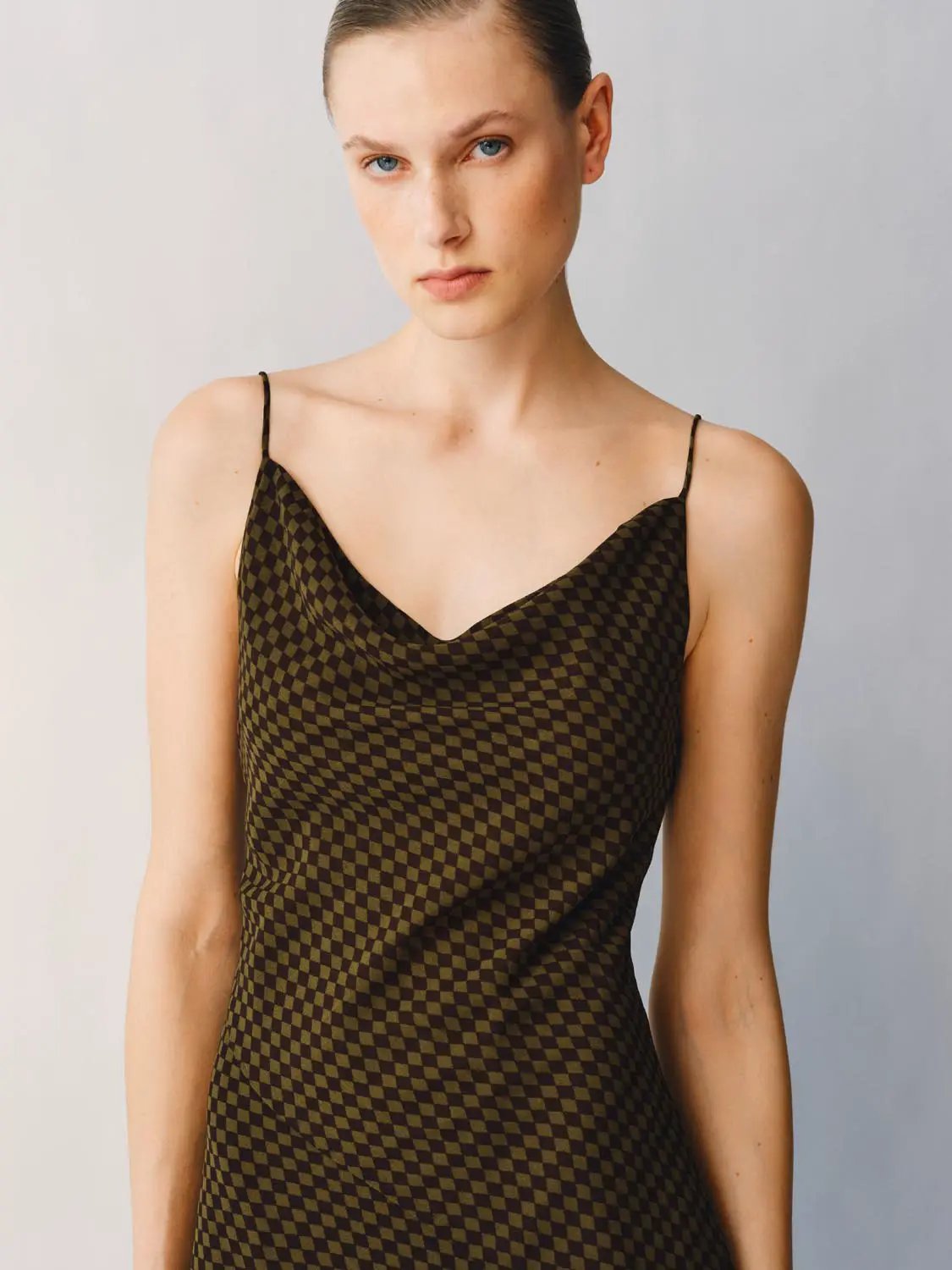 S-line checked sheer spaghetti-strap slip dress, skinny-fit, brown and black check by Urban Revivo Fashion
