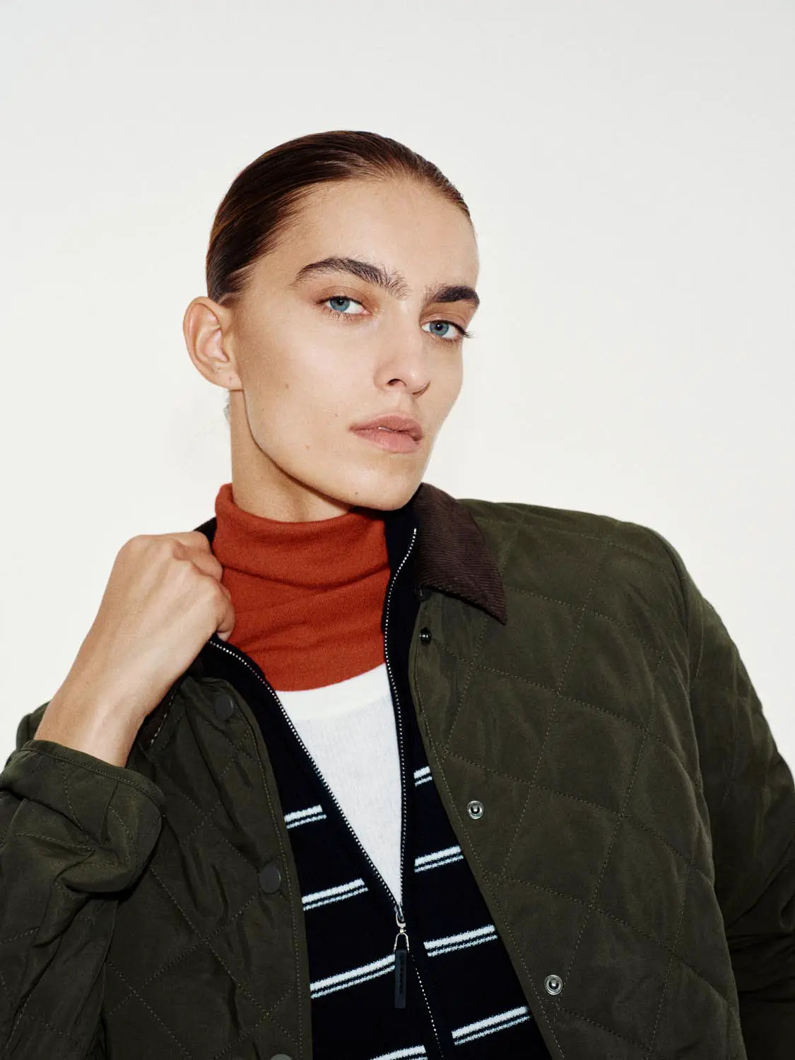 Padded jacket olive green quilted by Urban Revivo Fashion.
