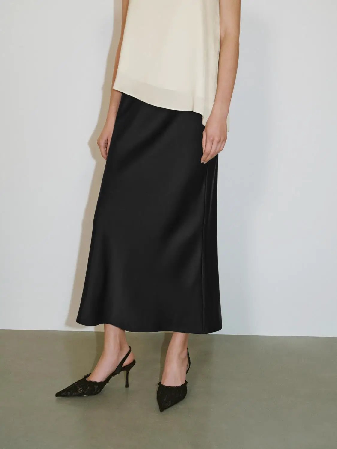 Slip Fishtail Skirts by Urban Revivo Fashion