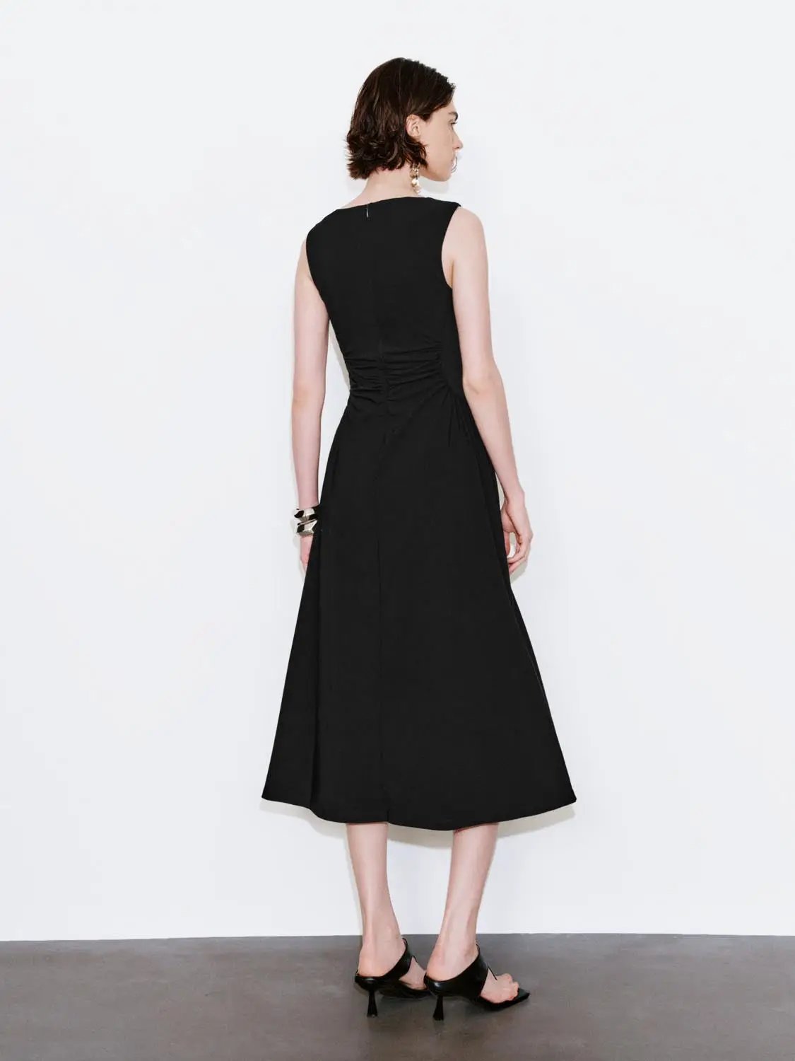 U-Neck Ruched Waist A-Line Midi Dresses by Urban Revivo Fashion
