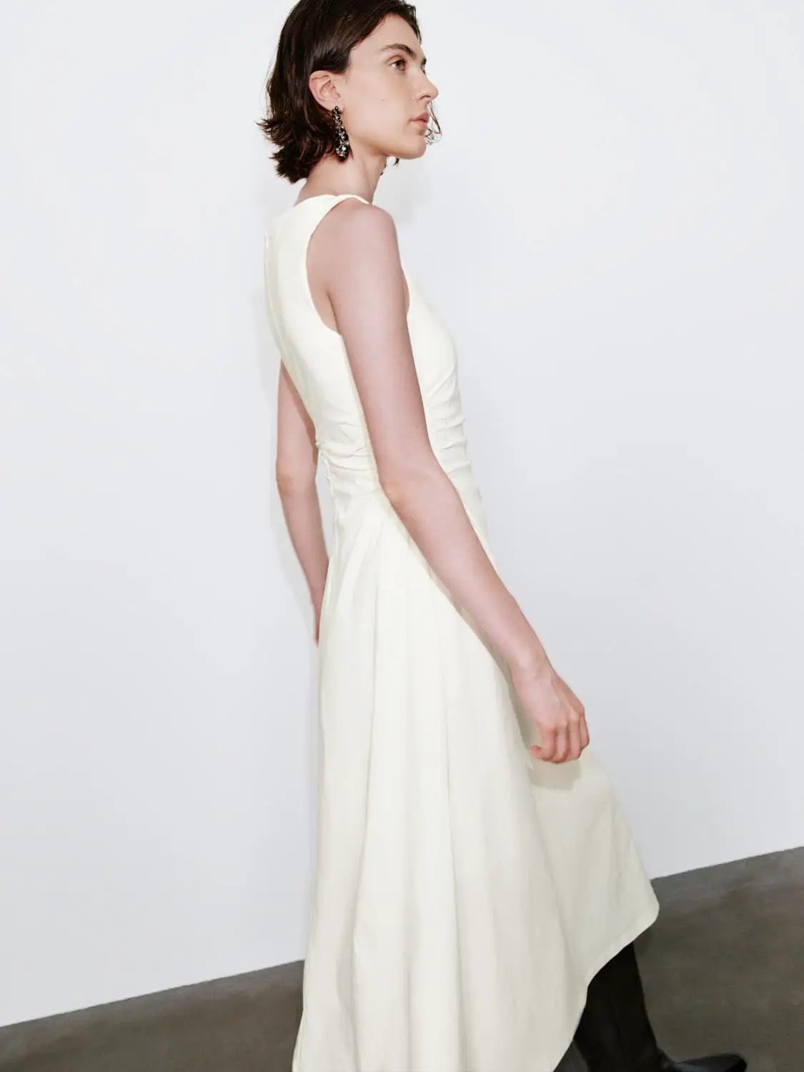 U-Neck Ruched Waist A-Line Midi Dresses by Urban Revivo Fashion