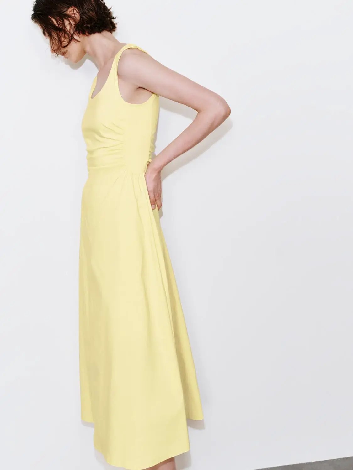 U-Neck Ruched Waist A-Line Midi Dresses by Urban Revivo Fashion
