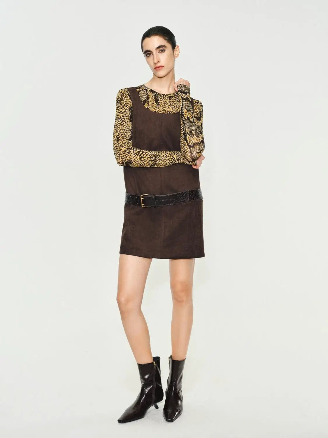 Panelled straight-hem A-line sleeveless mini dress in brown suede with a black belt