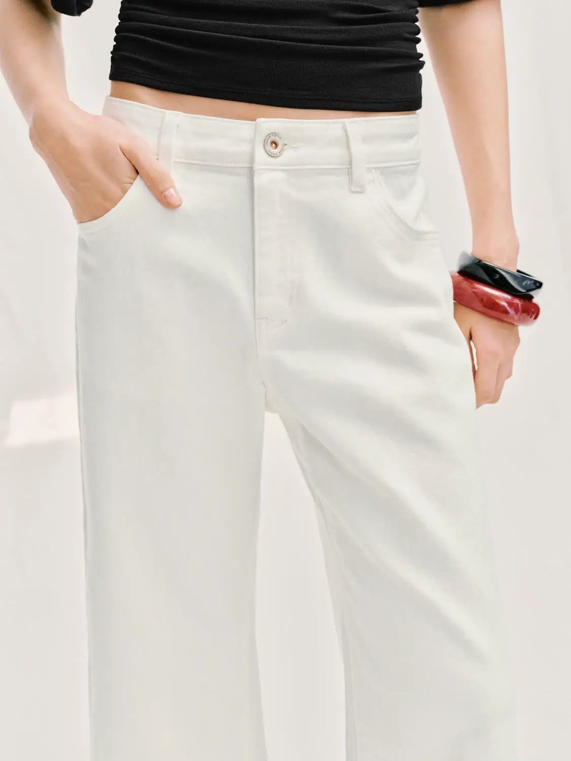 Casual Jeans by Urban Revivo Fashion; white/cream color with front pockets and button waist