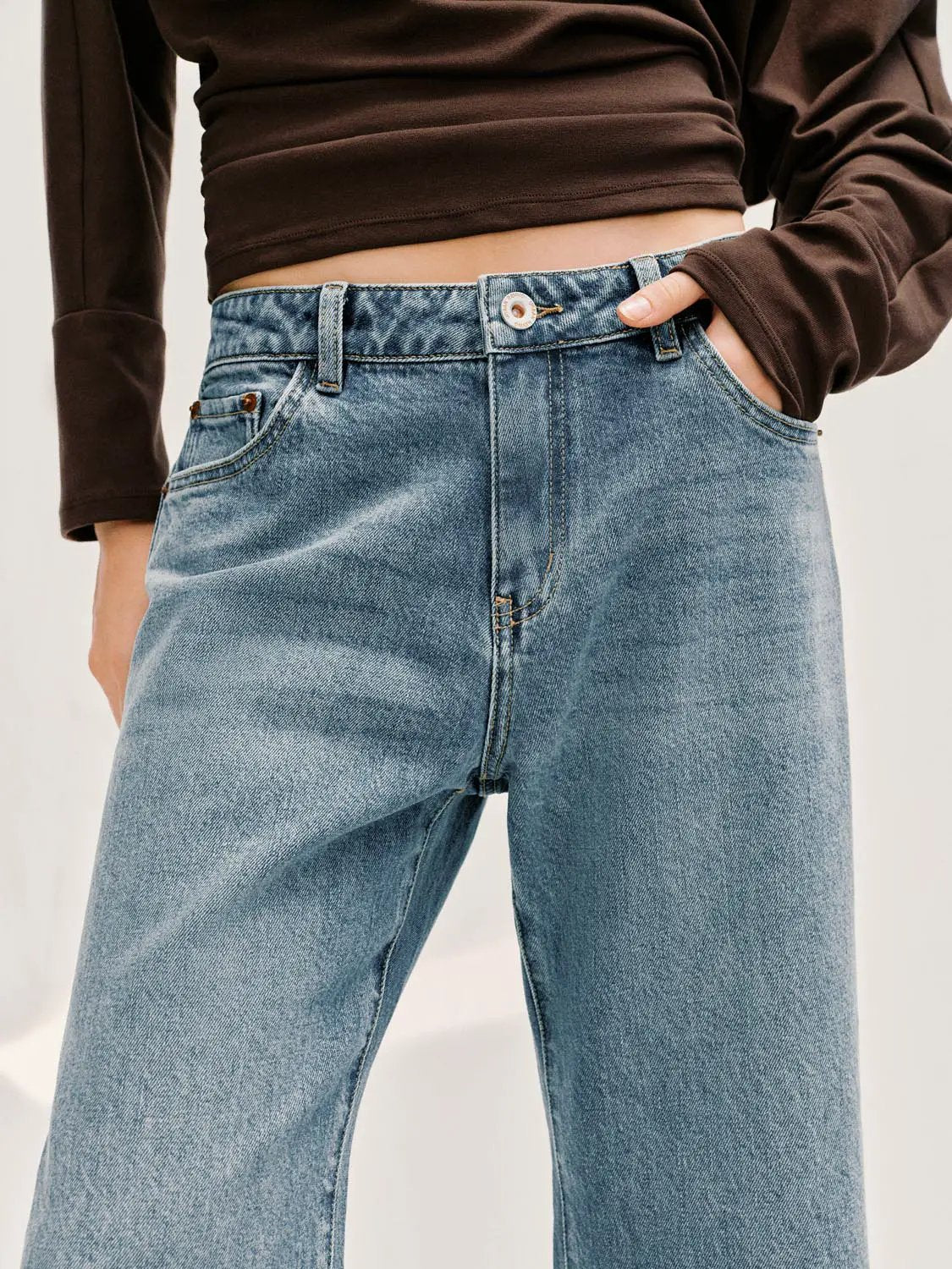 Jeans, light blue denim, mid-rise with front pockets, Urban Revivo Fashion