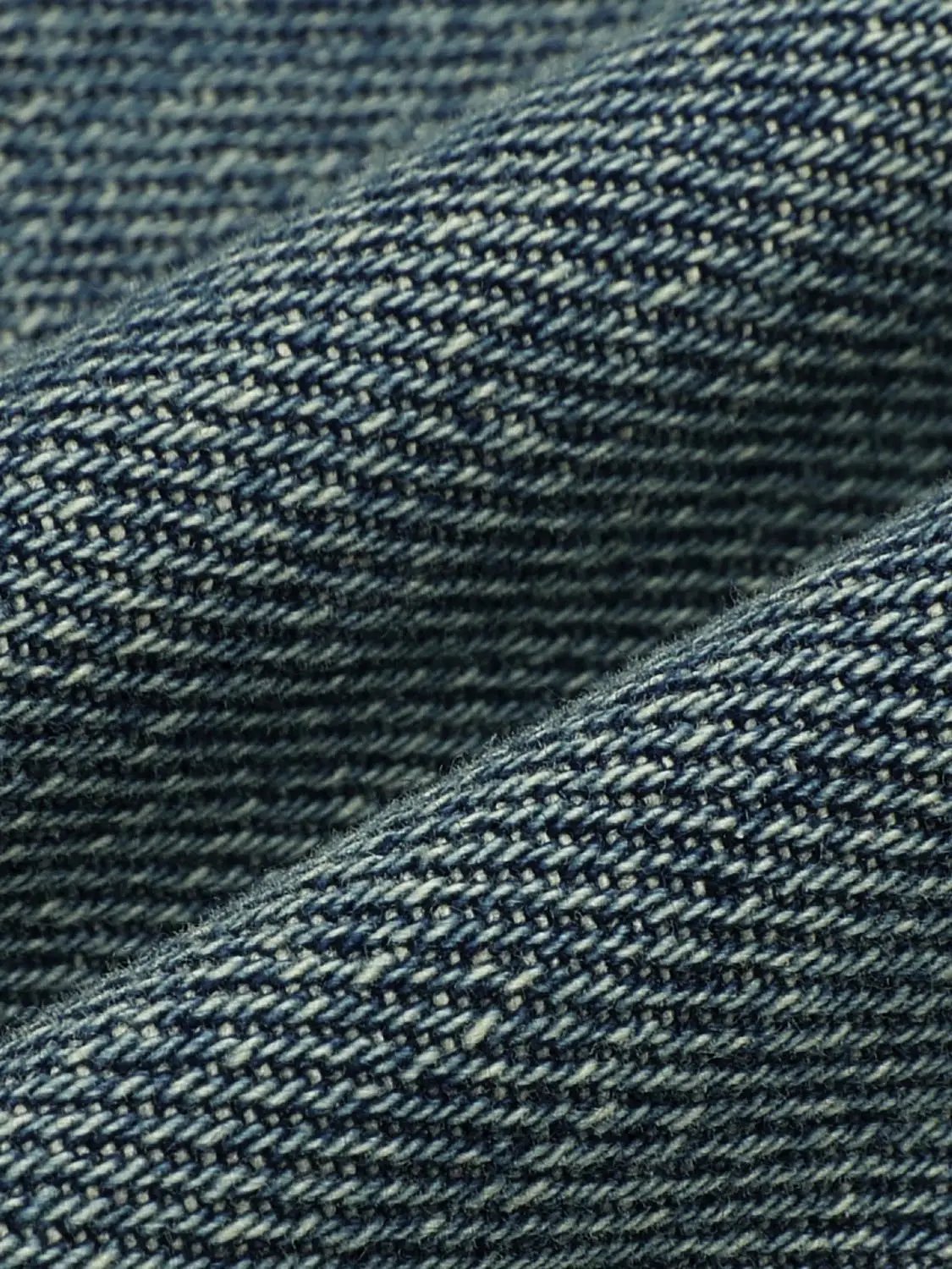 Relaxed mid-rise wide-leg capri cotton jeans in blue denim fabric
