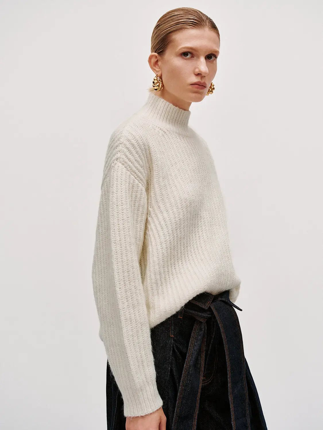 High Neck Long Sleeve Knitted T-Shirts in cream by Urban Revivo Fashion