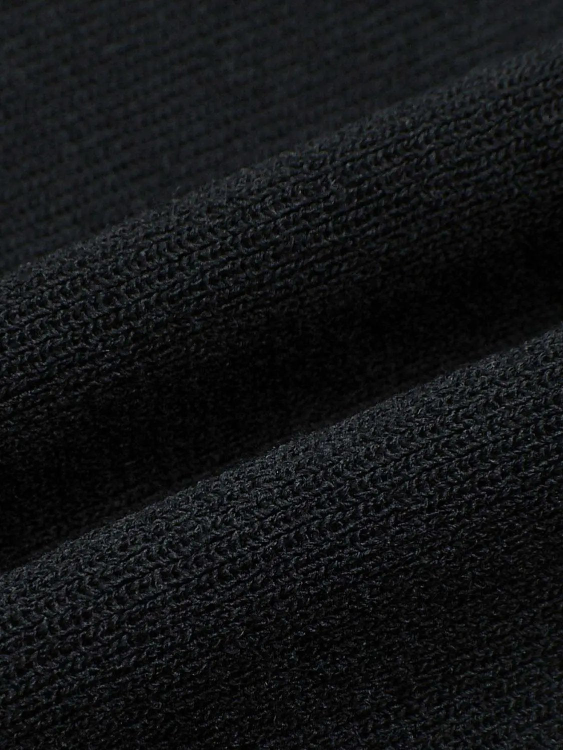Medium Stretch T-Shirt fabric close-up in black knit, Urban Revivo Fashion
