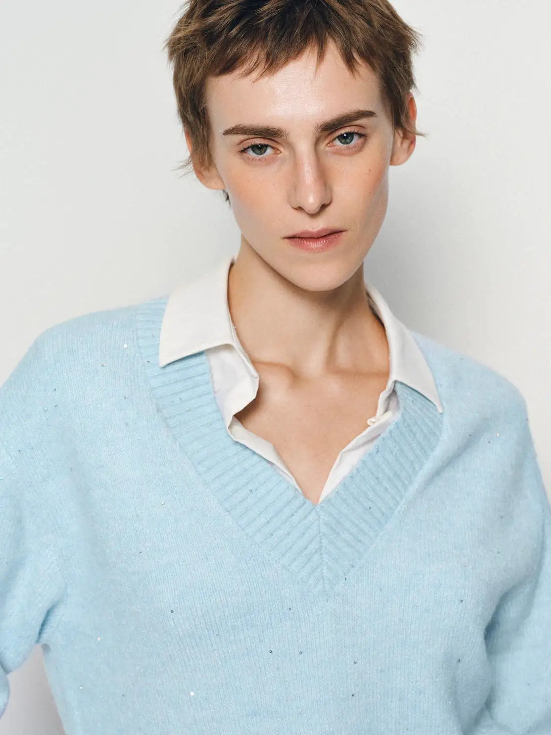 Knit T-Shirt in light blue knitted fabric by Urban Revivo Fashion
