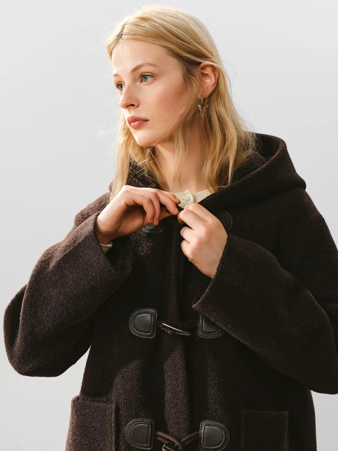 Coat by Urban Revivo Fashion in dark brown wool with toggle closures