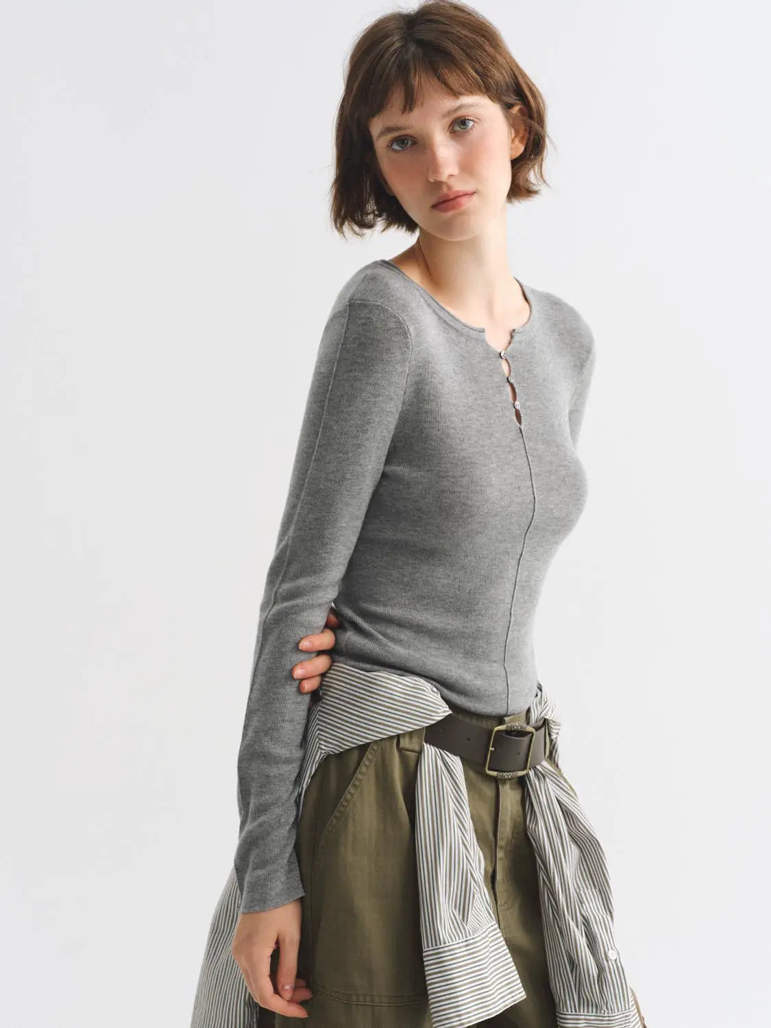 Knit T-Shirt, gray Henley-style long-sleeve top with button placket