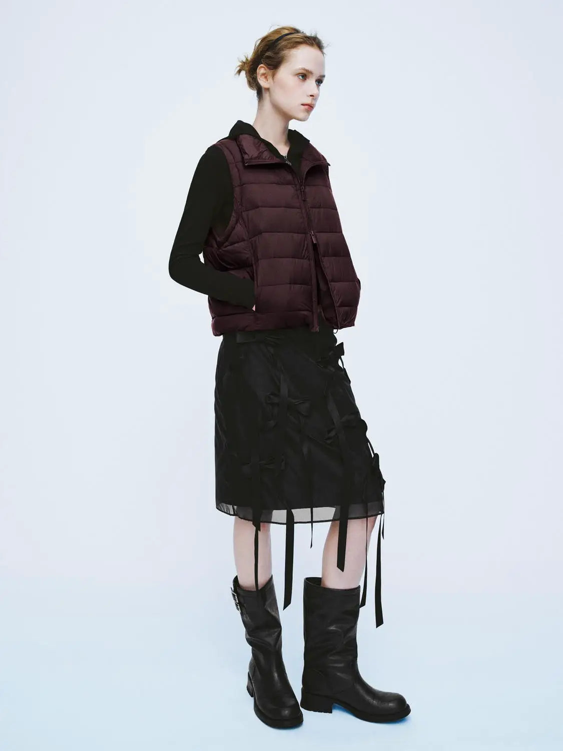 Padded jacket Urban Revivo Fashion; burgundy quilted sleeveless outerwear with front zipper.
