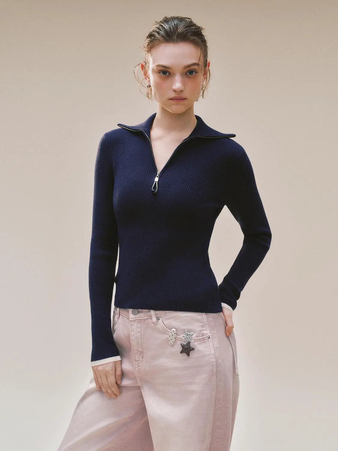 Knitted T-shirt by Urban Revivo Fashion in navy ribbed knit with a half-zip collar.