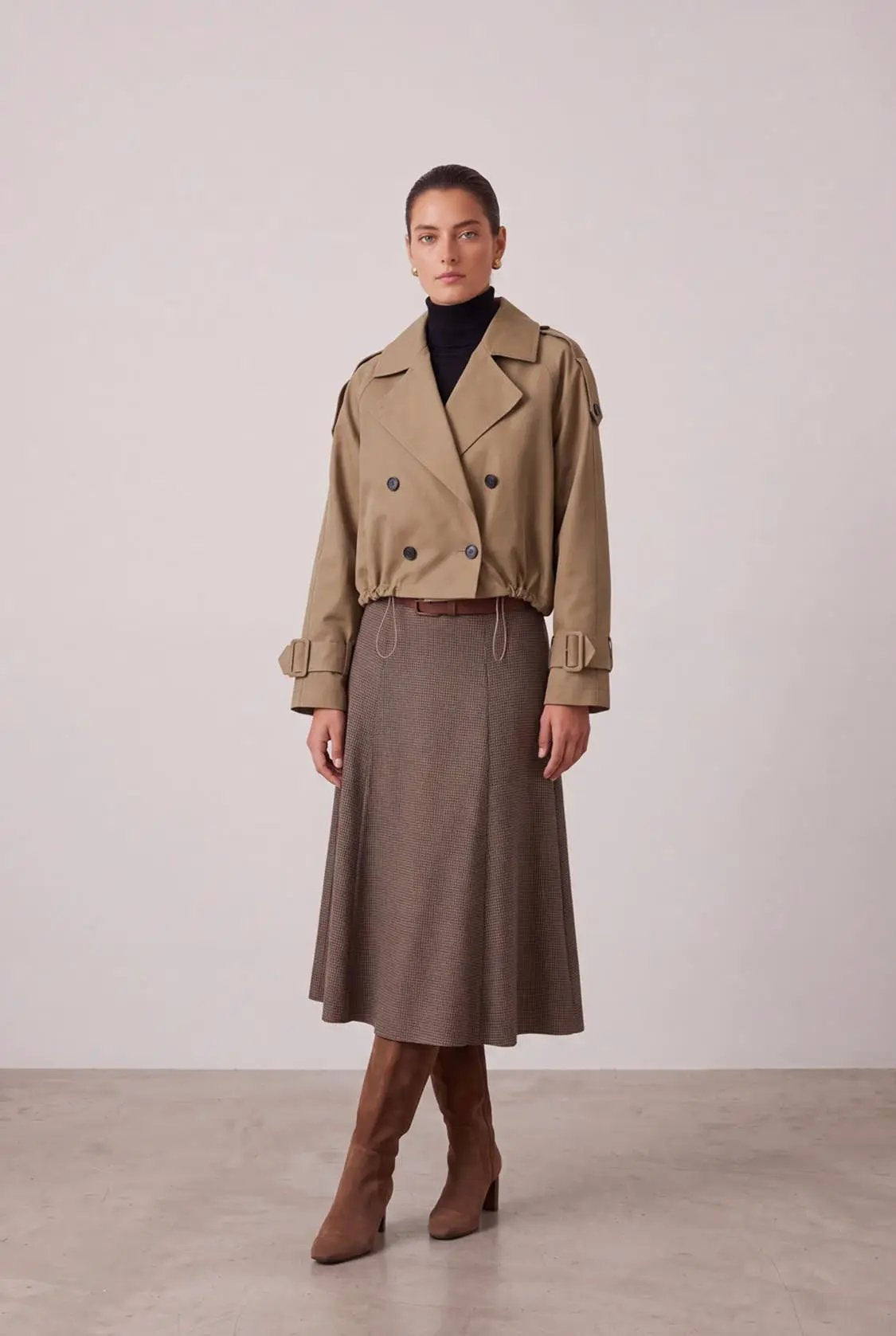 Lapel double-breasted cropped cotton trench jacket in tan, Urban Revivo Fashion.
