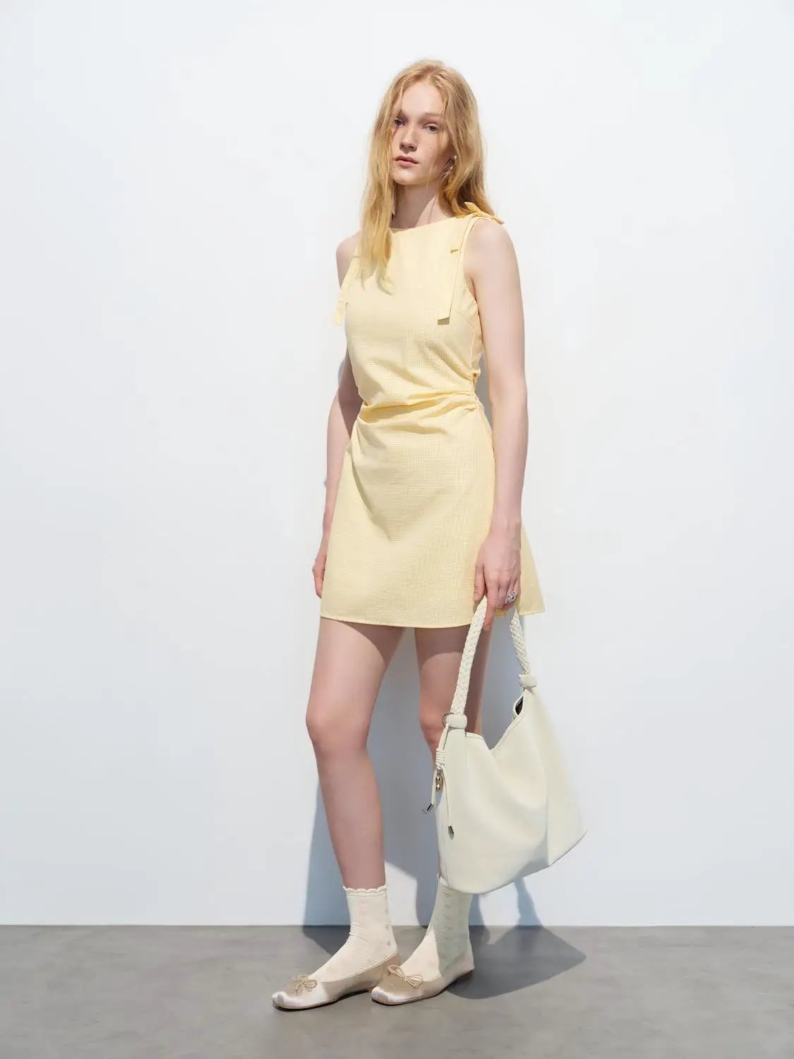Minimal Subtle Stretch Thin Fabric Dress, pale yellow A-line dress by Urban Revivo Fashion