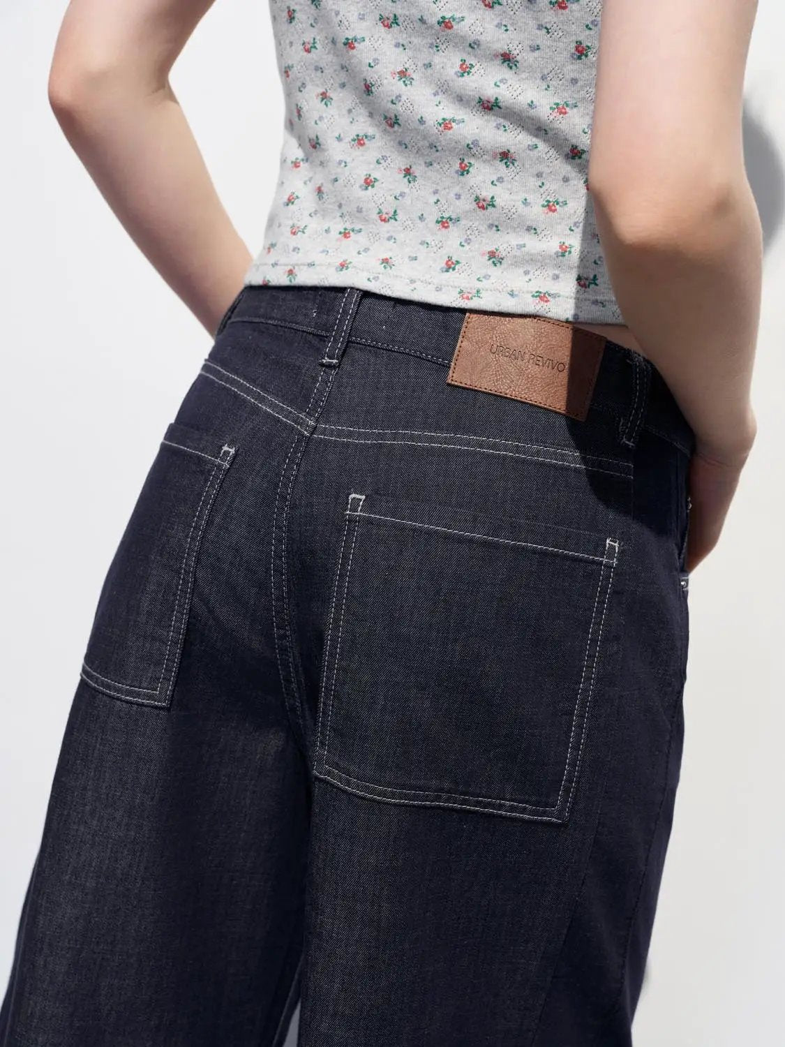 High Waisted Wide-leg Washed Cotton Jeans by Urban Revivo in dark indigo denim