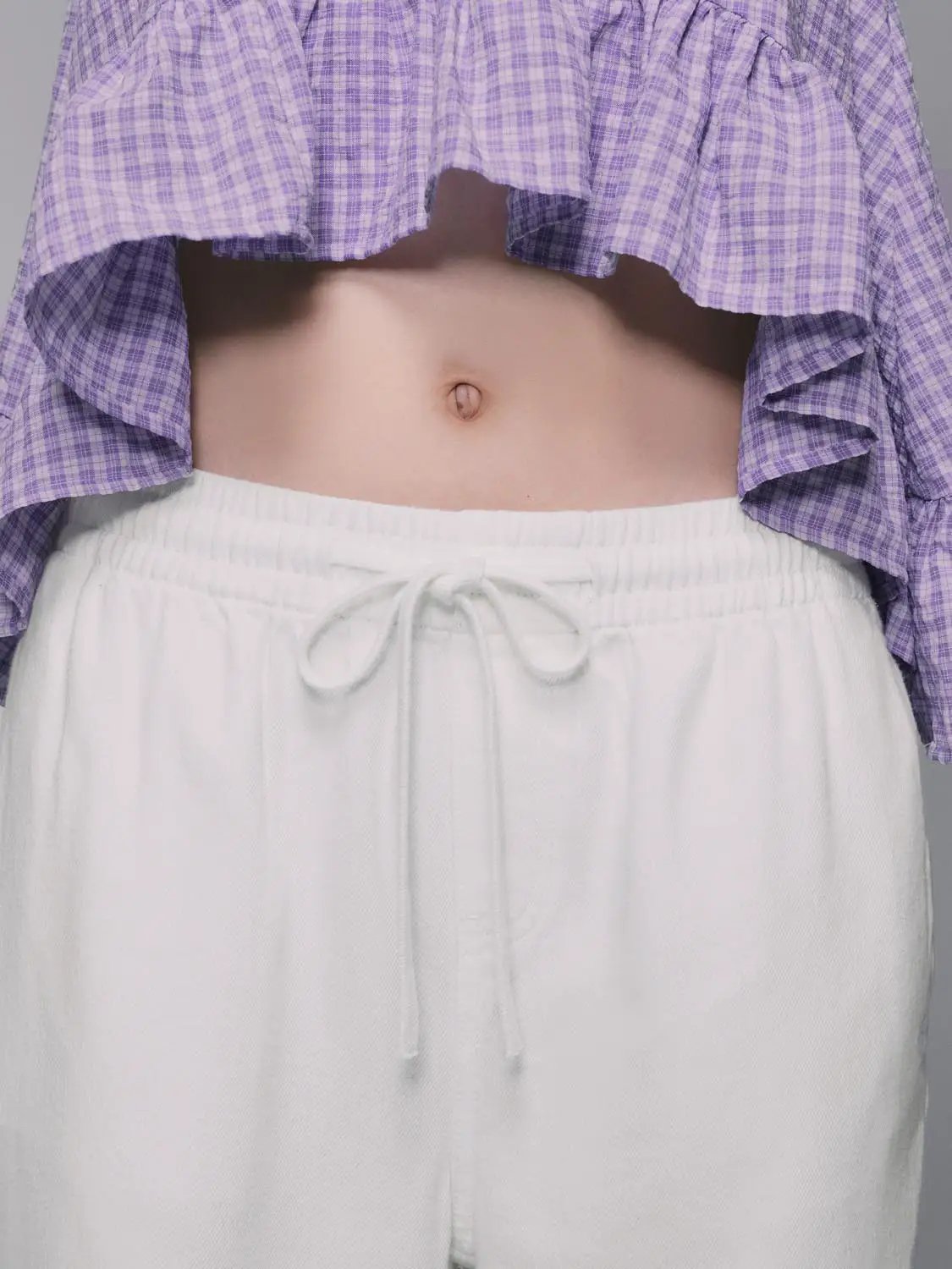Relaxed elastic waist cotton wide-leg pants with drawstring in white