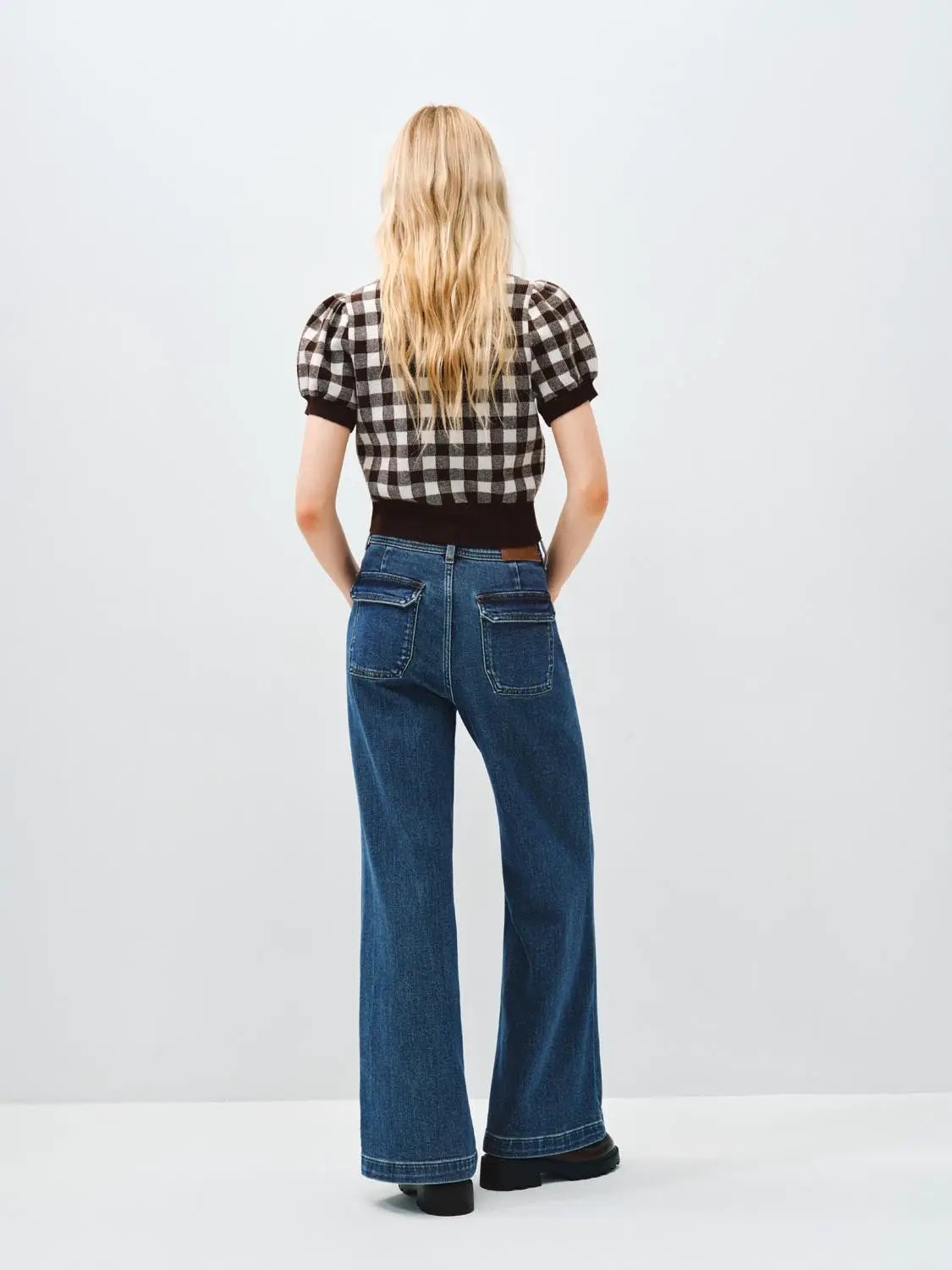 Jeans blue denim wide-leg high-waisted back view with rear pockets