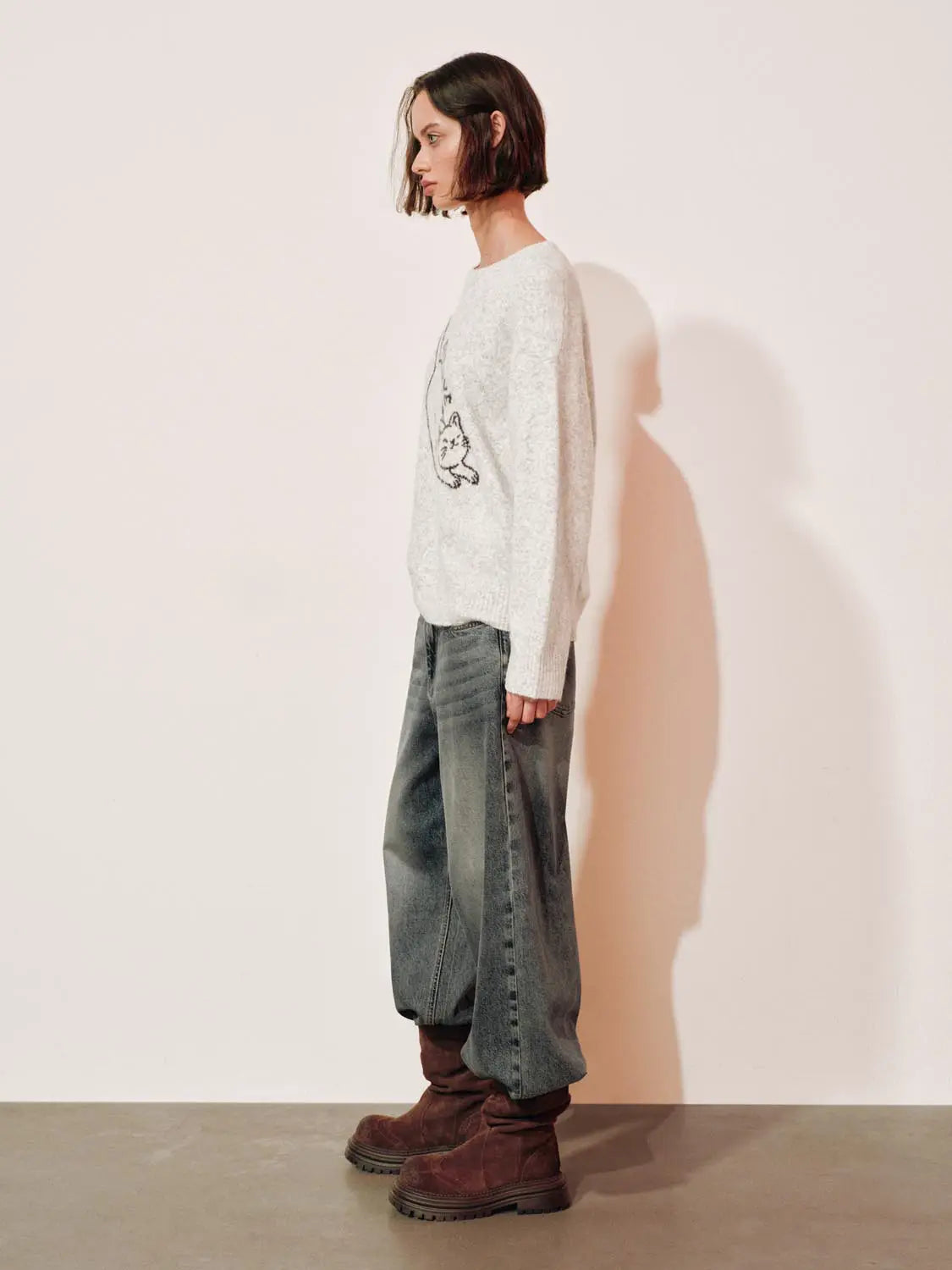 Knit T-Shirt by Urban Revivo Fashion; cream knit with a cat graphic.