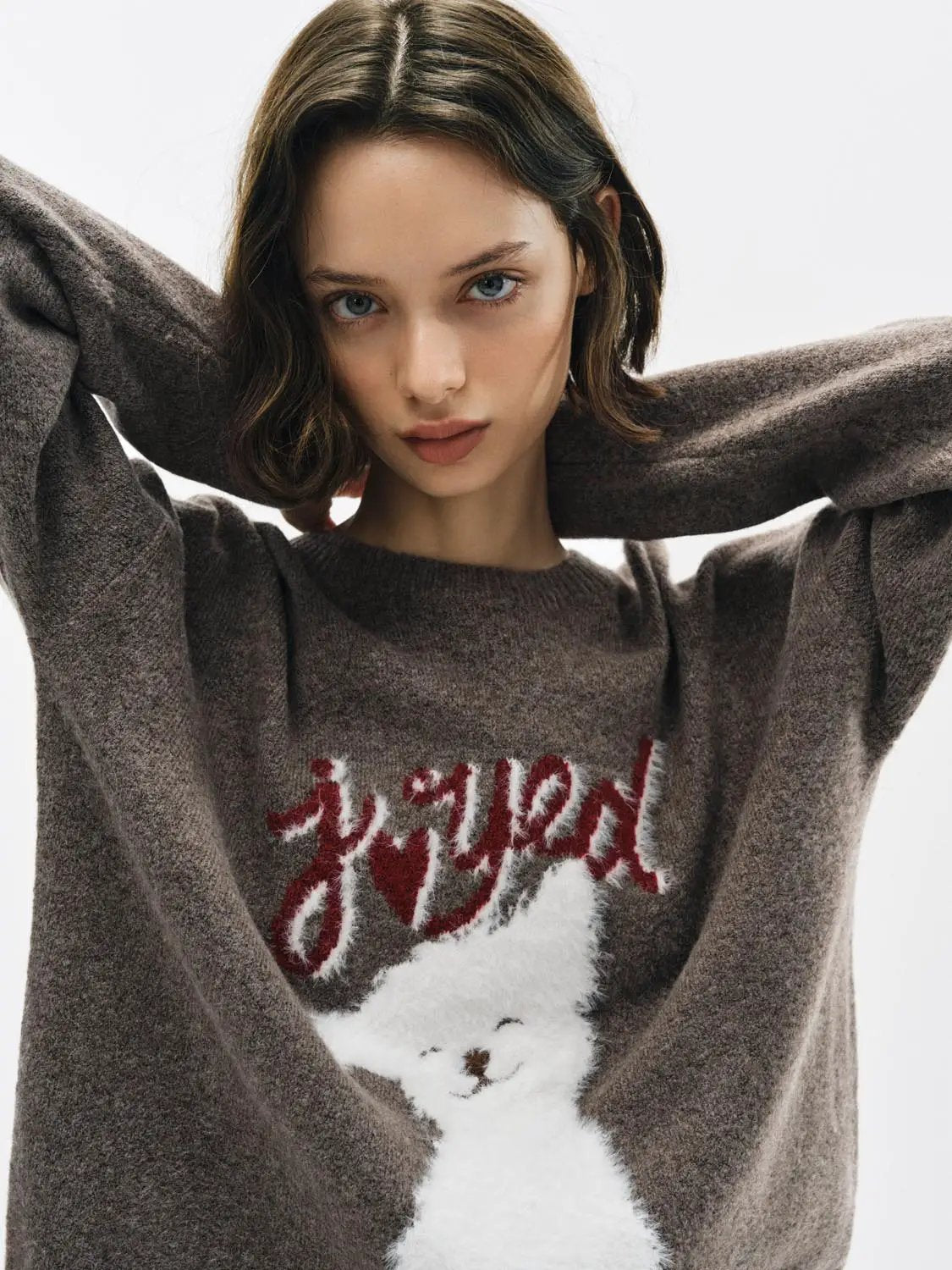 Knitwear T-shirt in brown knit with a white teddy bear graphic and red lettering