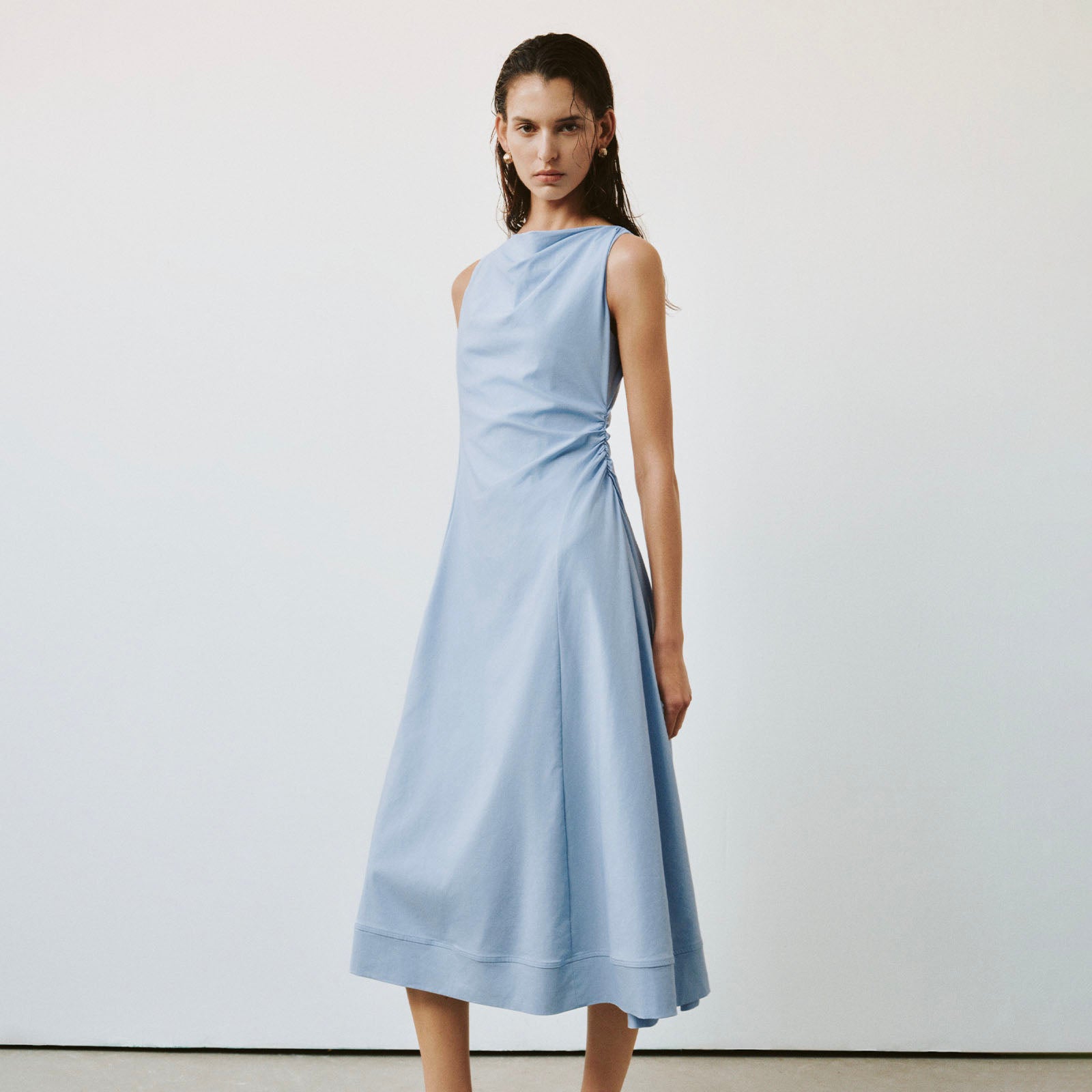 Contrast Check Strappy A Line Midi Dress Chic – URBAN REVIVO