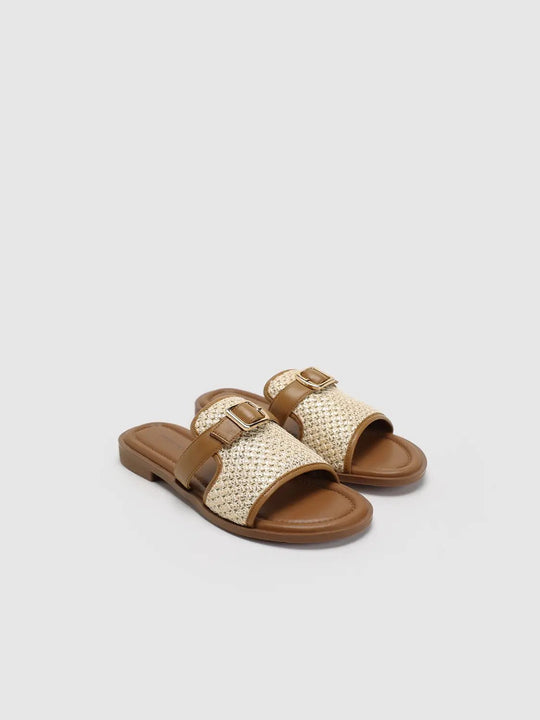 Woven Upper Buckle Strap Cushioned Insole Slippers