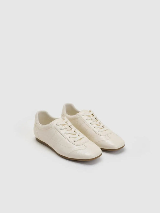Lace-up Plain Round Toe Rubber Sole Sneakers