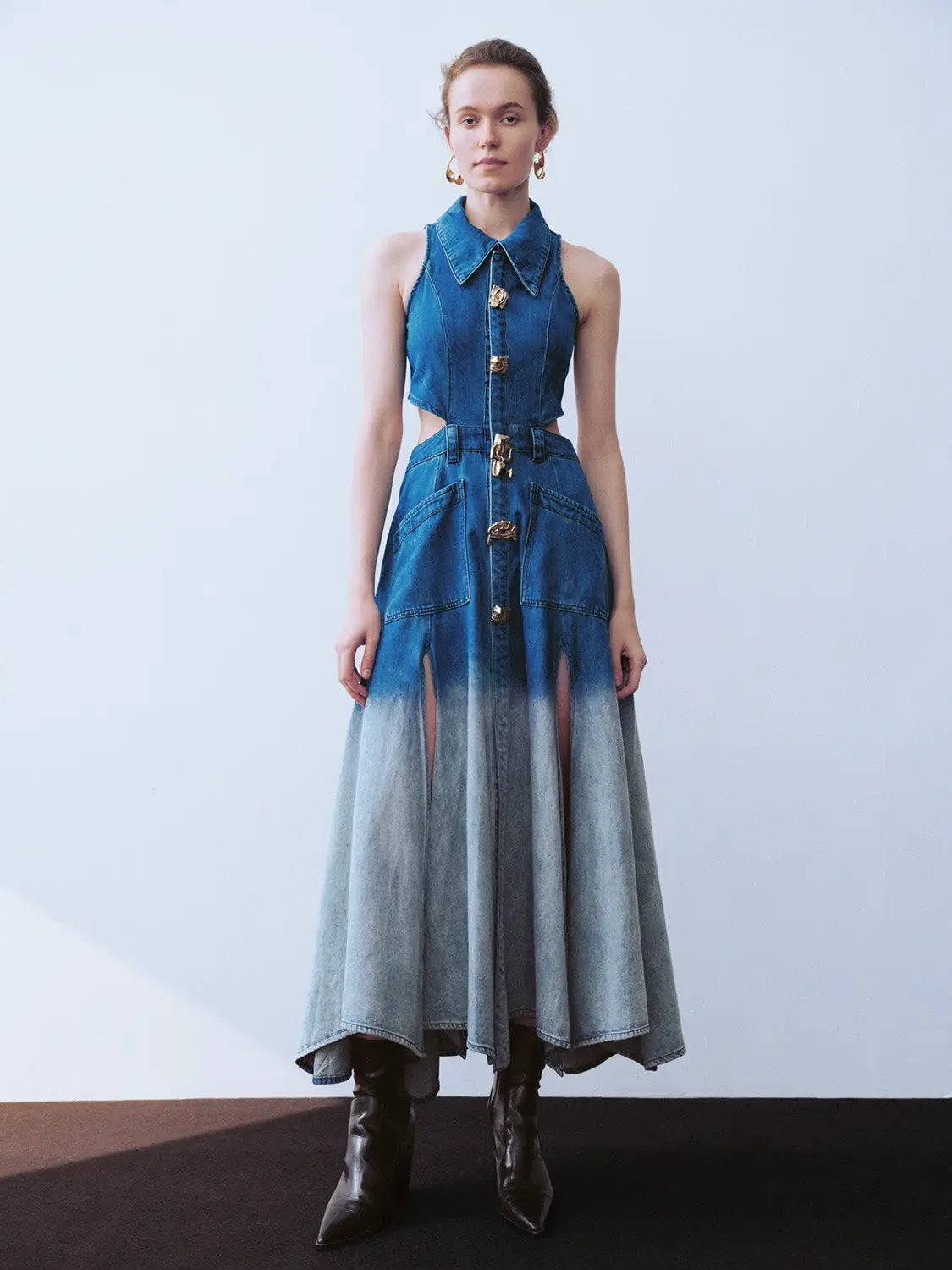 Gradient Cut-Out Sleeveless Denim Dress by Urban Revivo Fashion